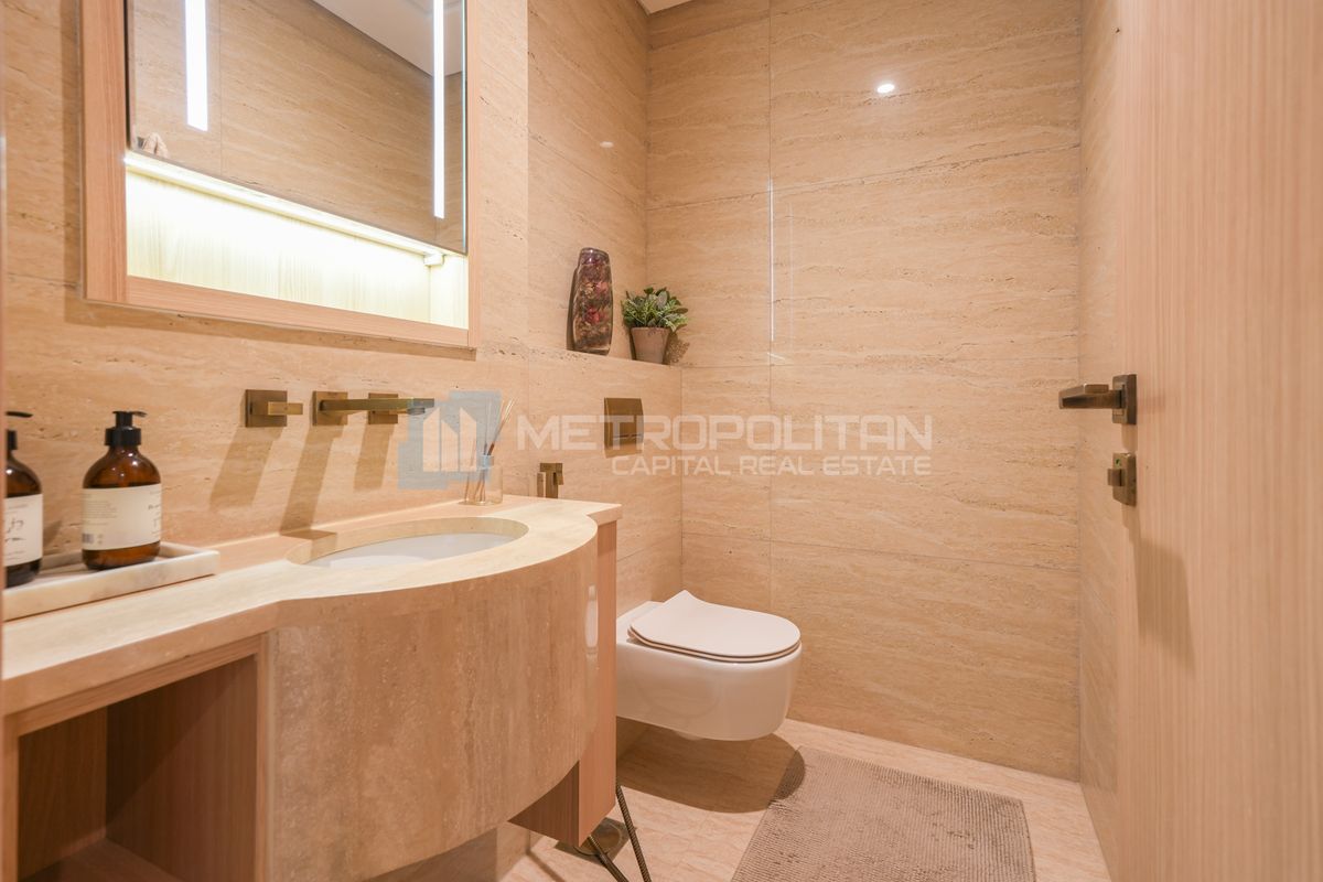 Elegant 2 BR | Partial Sea View | High ROI