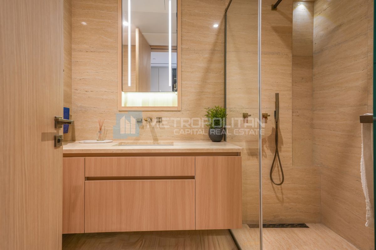 Elegant 2 BR | Partial Sea View | High ROI