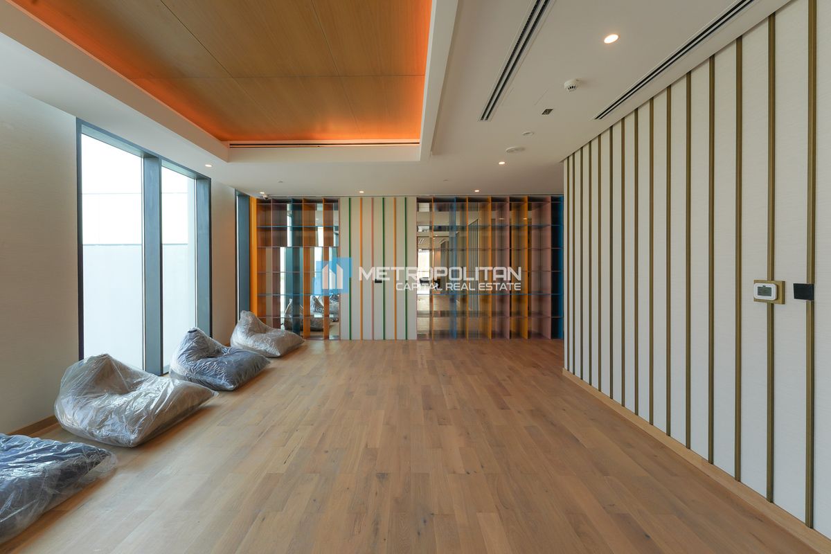 Elegant 2 BR | Partial Sea View | High ROI