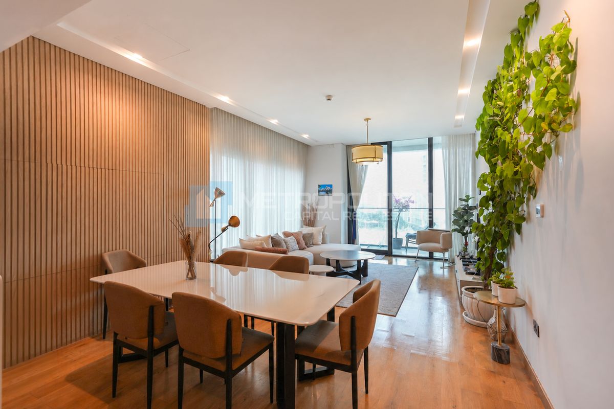 Elegant 2 BR | Partial Sea View | High ROI