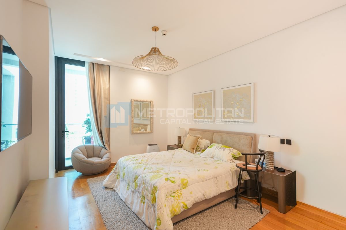 Elegant 2 BR | Partial Sea View | High ROI