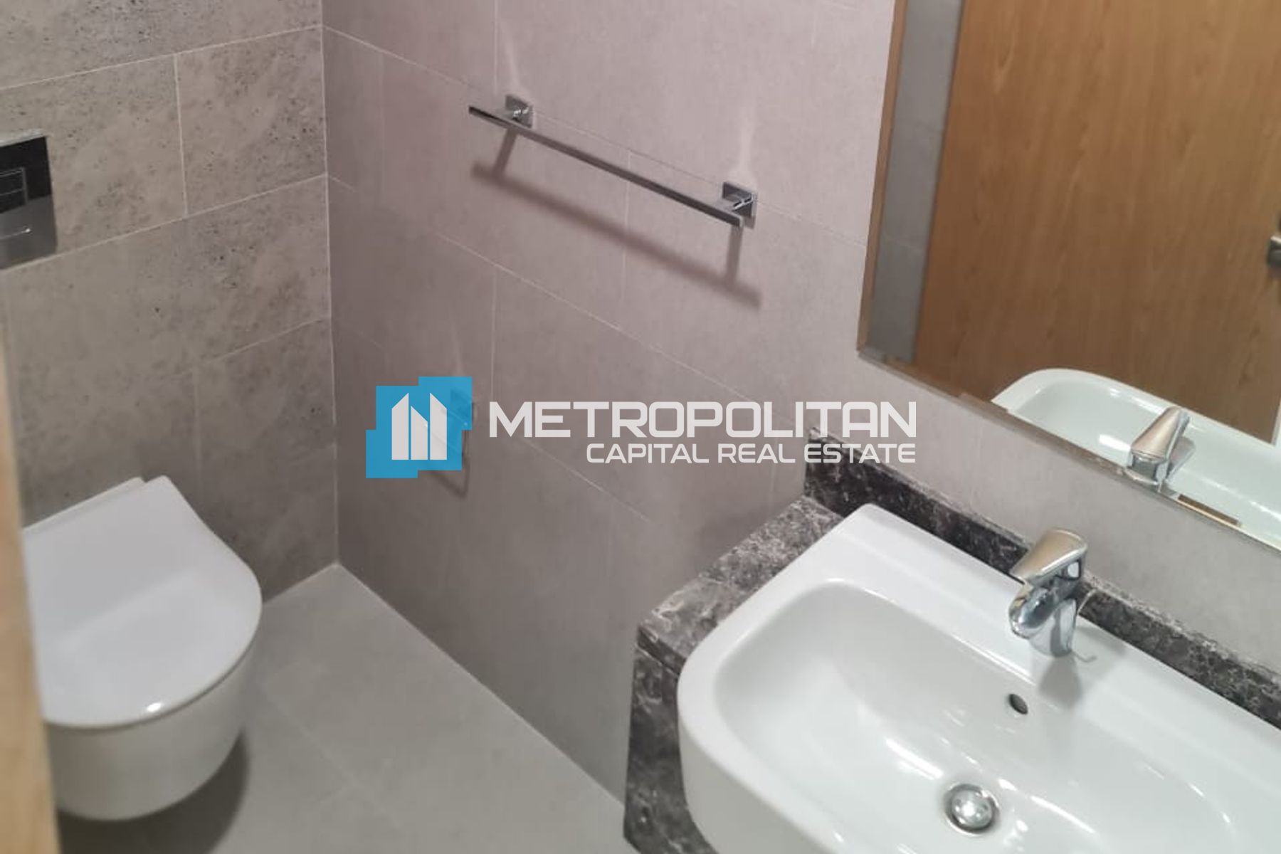 Modern 1BR Unit | Mangrove View | Motivated Seller