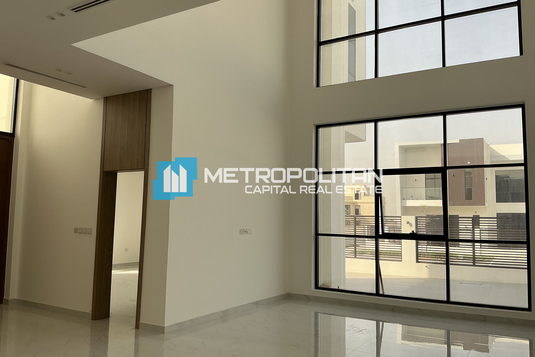 5BR Villa for Sale in Al Reeman 1, Al Shamkha - MCS-47144