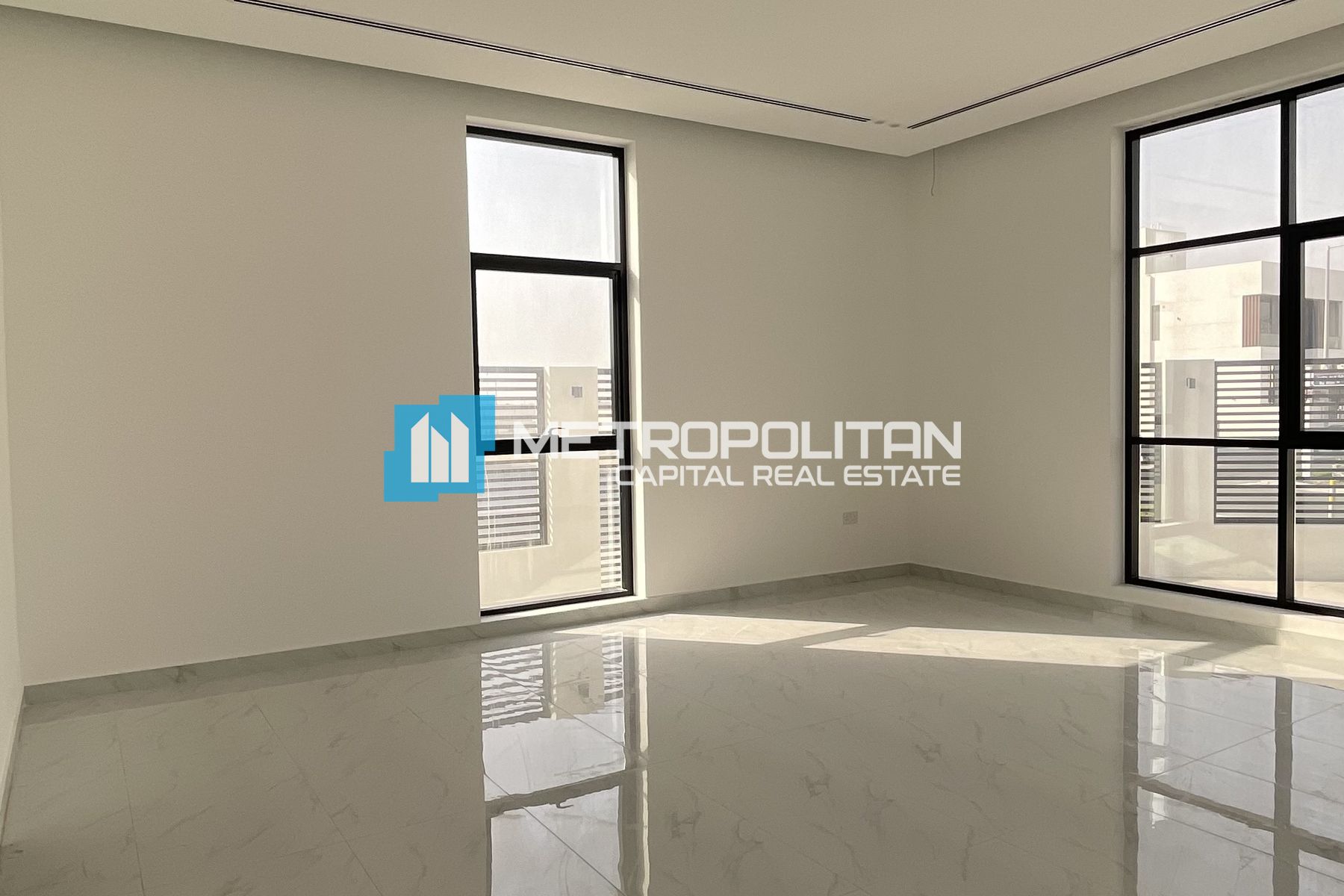 Spacious Corner Villa | 552 SQM | High Ceilings