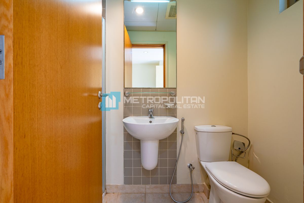 Terrace with Garden | Single Row Corner | Hot Deal