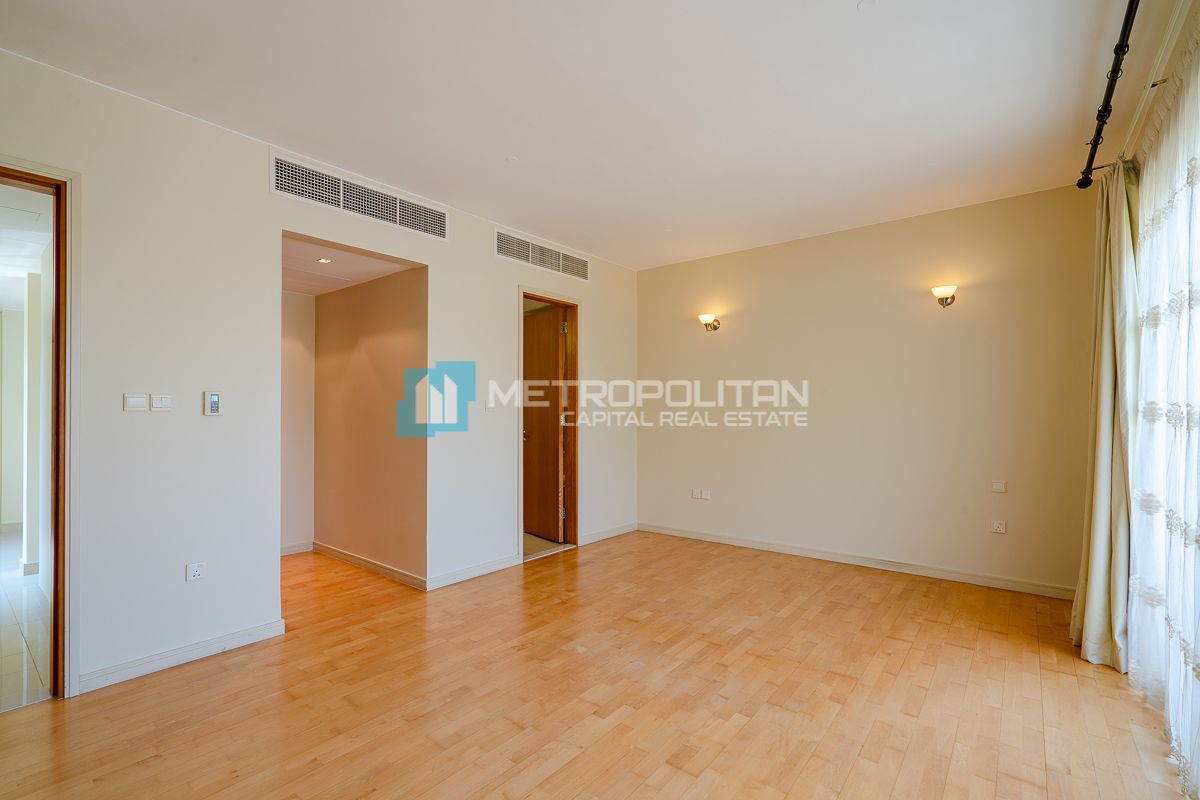 4BR Townhouse for Sale in Al Mariah Community, Al Raha Gardens - MCS-47166