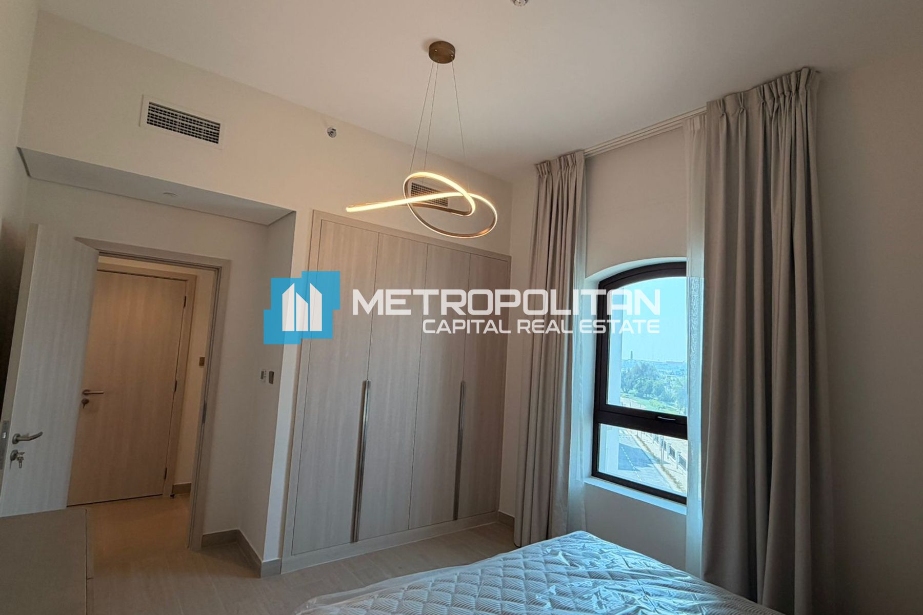 Corner Unit| 1Bedroom w/ Balcony| Fully Furnished