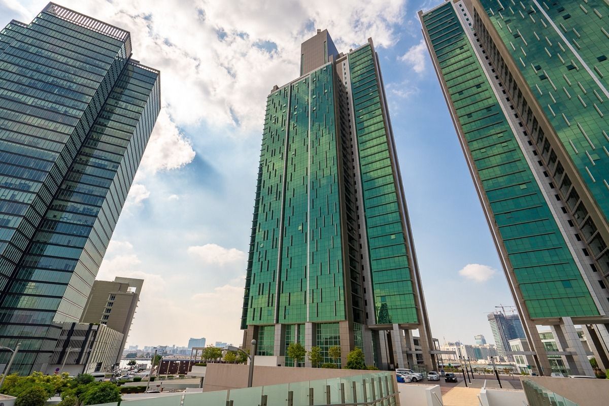 ZERO AGENCY FEE | LARGE 1BR | MARINA & SEA VIEW