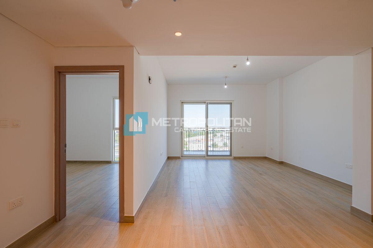 Partial Canal View | Corner Building | Balcony