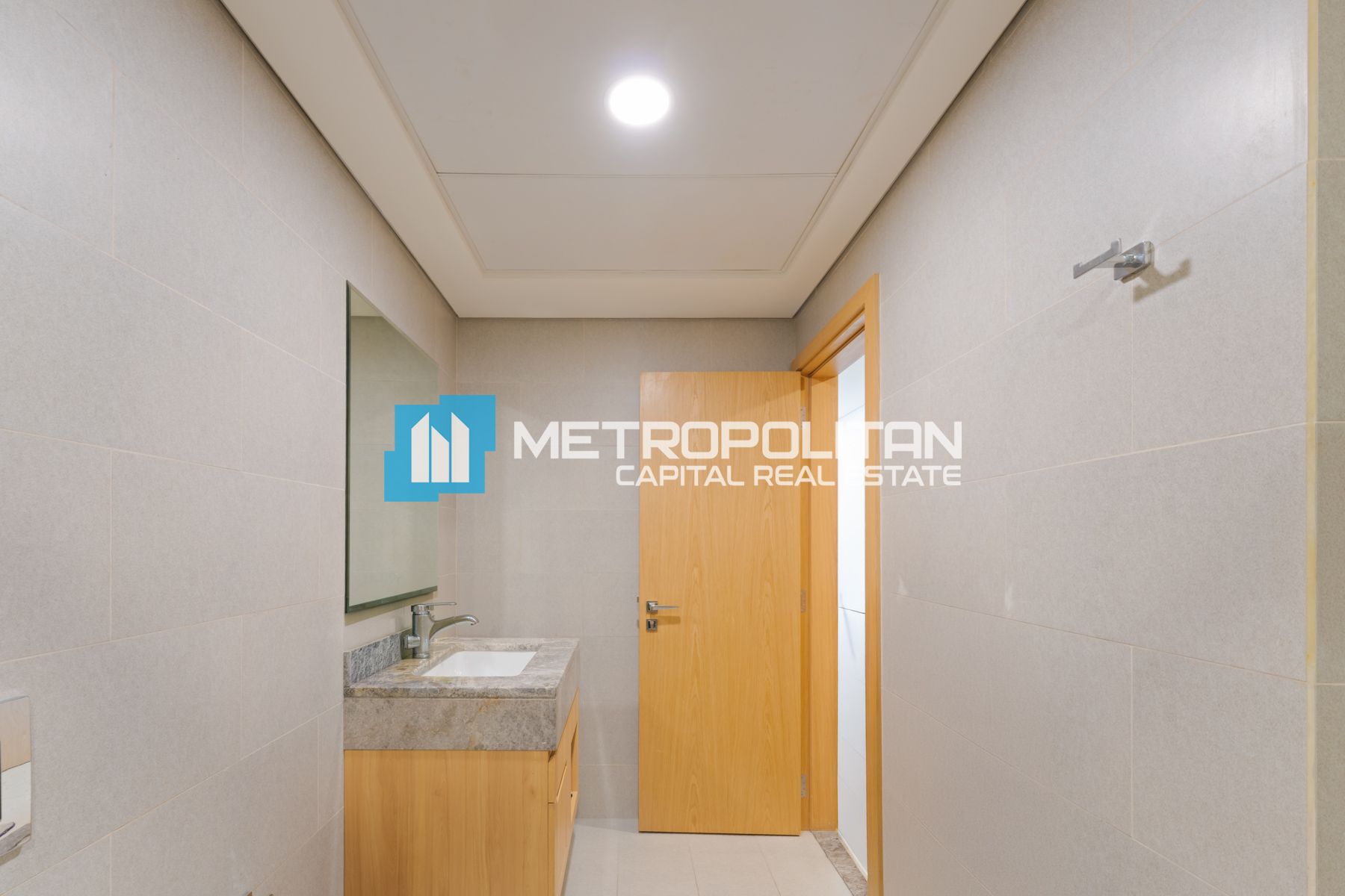 Mangrove View| Closed to amenities | 2 BR w/ Maids