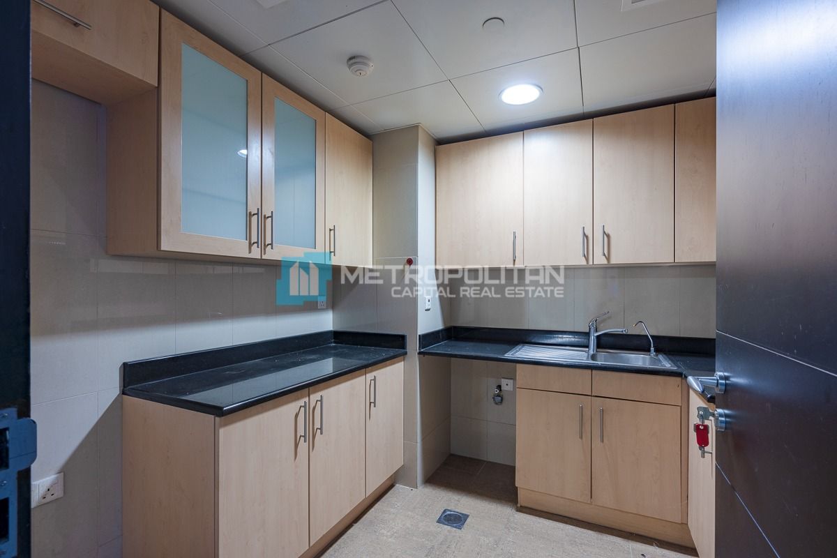 SUN TOWER | 1BR | STUDY ROOM | LARGE LAYOUT