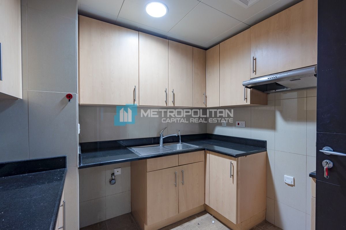 SUN TOWER | 1BR | STUDY ROOM | LARGE LAYOUT