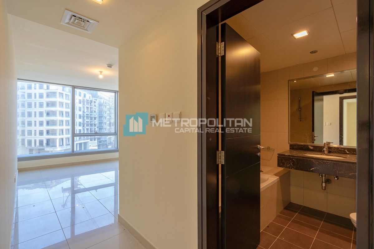 SUN TOWER | 1BR | STUDY ROOM | LARGE LAYOUT