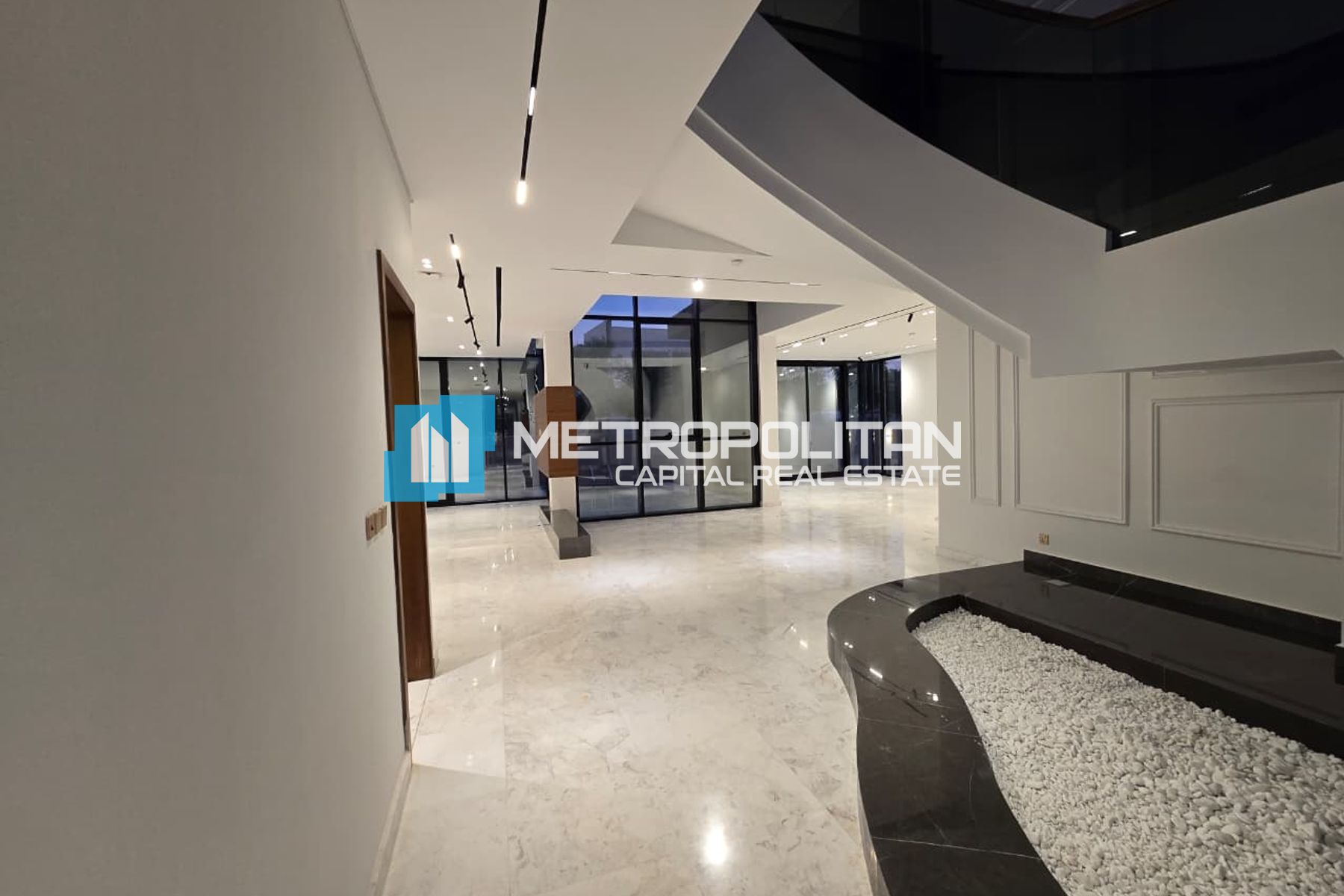 Single Row | Marina Water View | Ultra-Luxury
