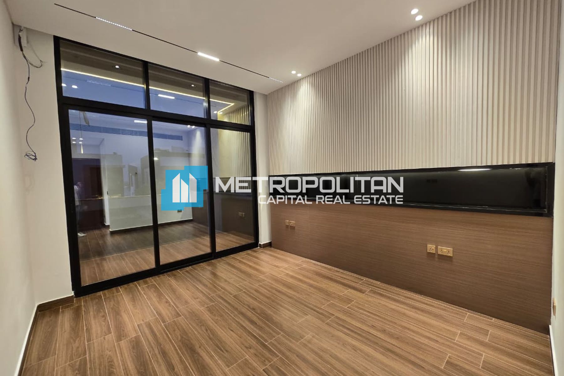 Single Row | Marina Water View | Ultra-Luxury
