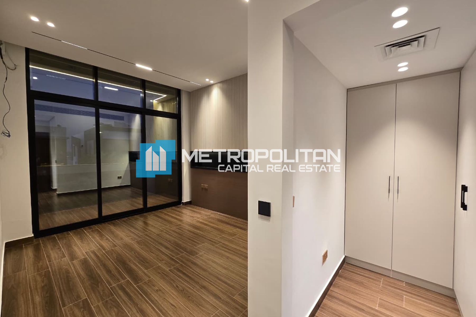Single Row | Marina Water View | Ultra-Luxury