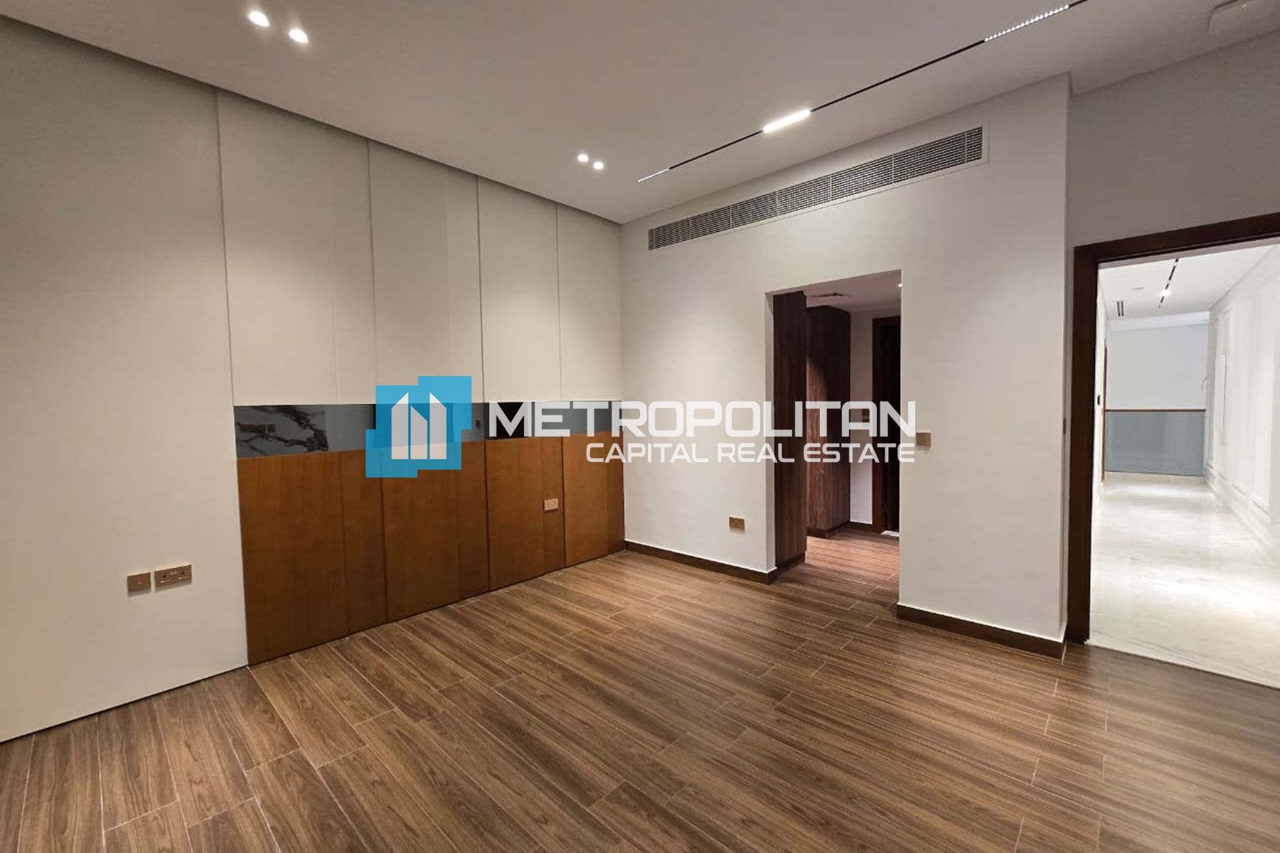 Single Row | Marina Water View | Ultra-Luxury