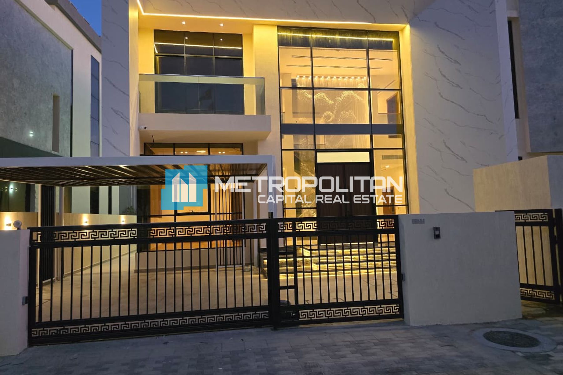 Single Row | Marina Water View | Ultra-Luxury