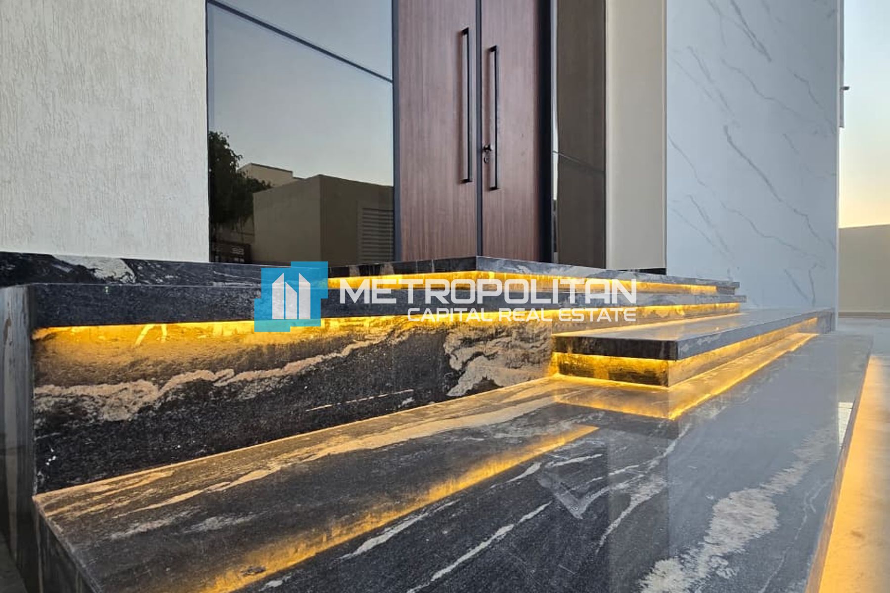 Single Row | Marina Water View | Ultra-Luxury