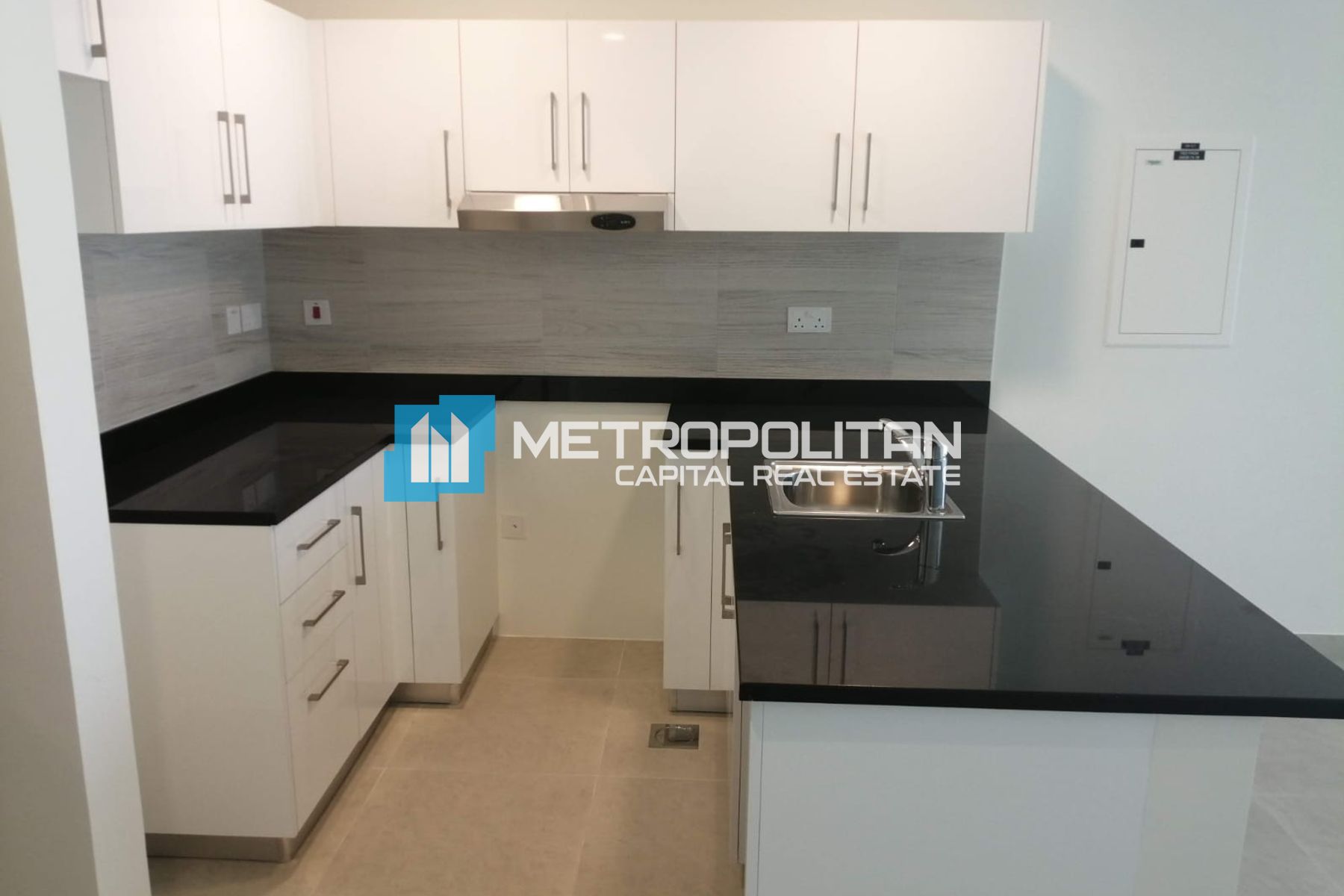 Studio with balcony | Pool View | Prime location