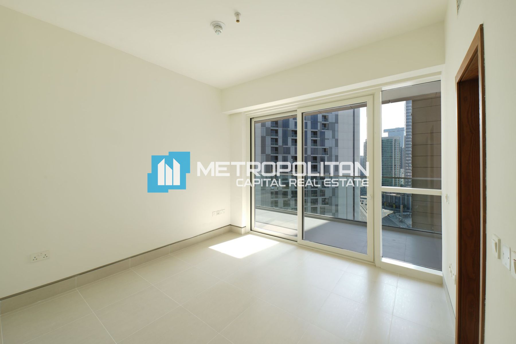 2BR Apartment for Sale in Park View Tower, Al Reem Island - MCS-47531