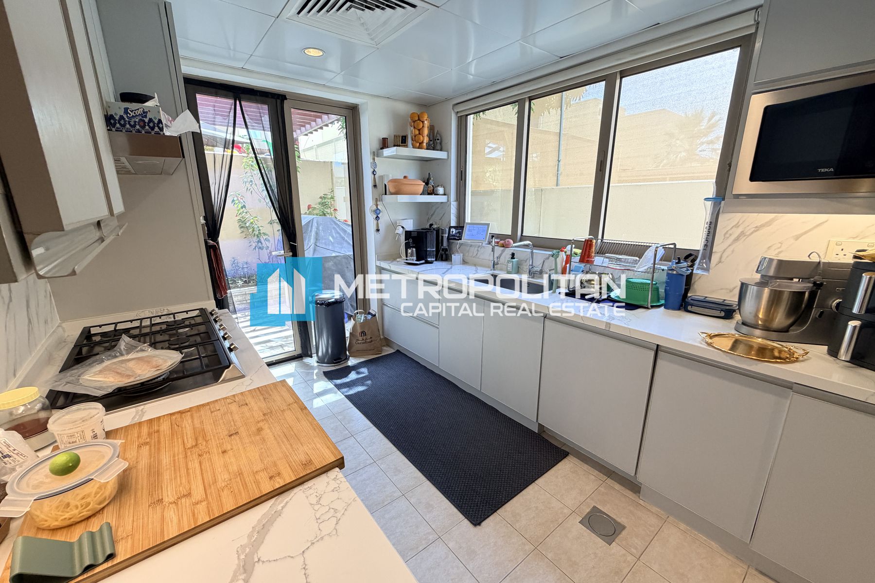4BR Corner Villa | Private Pool and Garden |Vacant