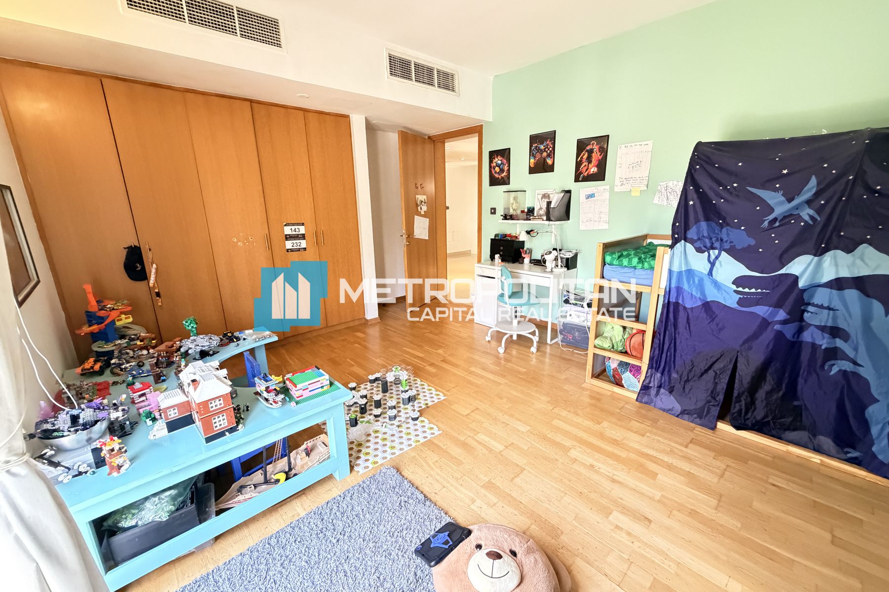 4BR Corner Villa | Private Pool and Garden |Vacant