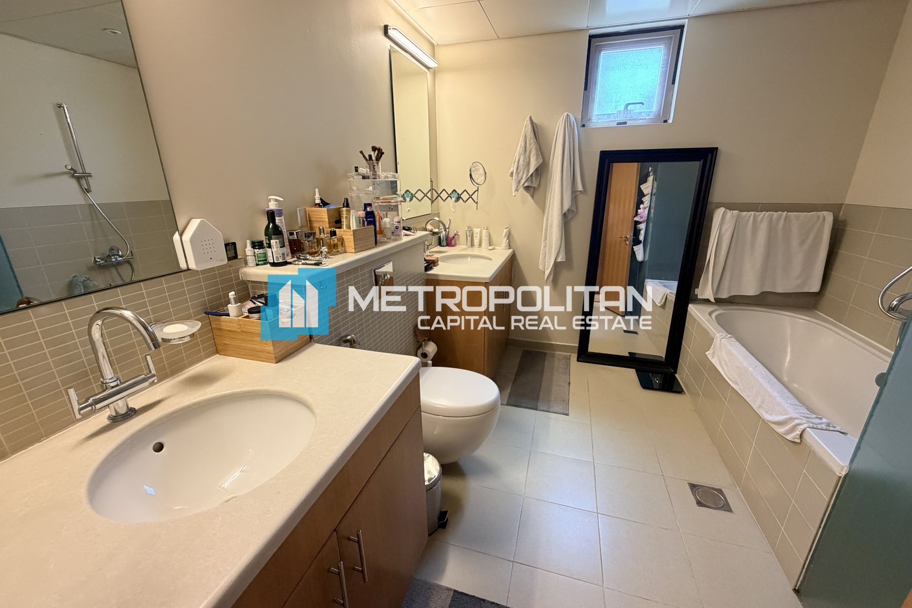 4BR Corner Villa | Private Pool and Garden |Vacant