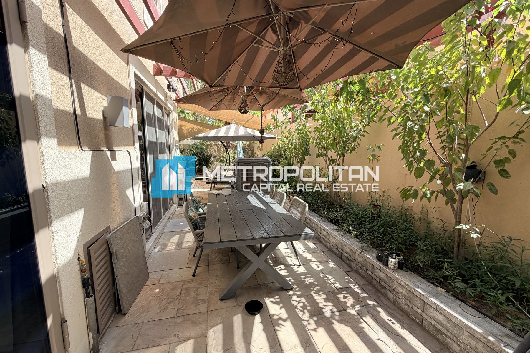 4BR Corner Villa | Private Pool and Garden |Vacant