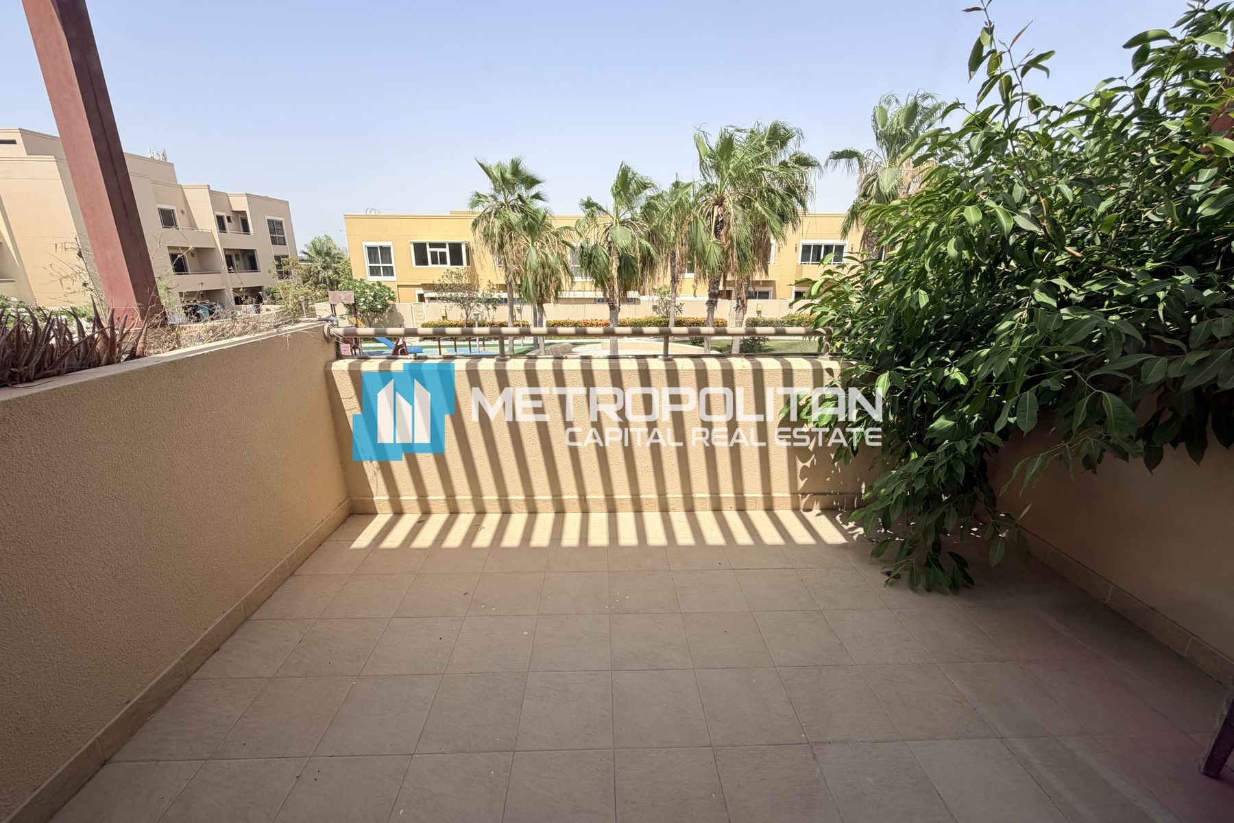 4BR Corner Villa | Private Pool and Garden |Vacant