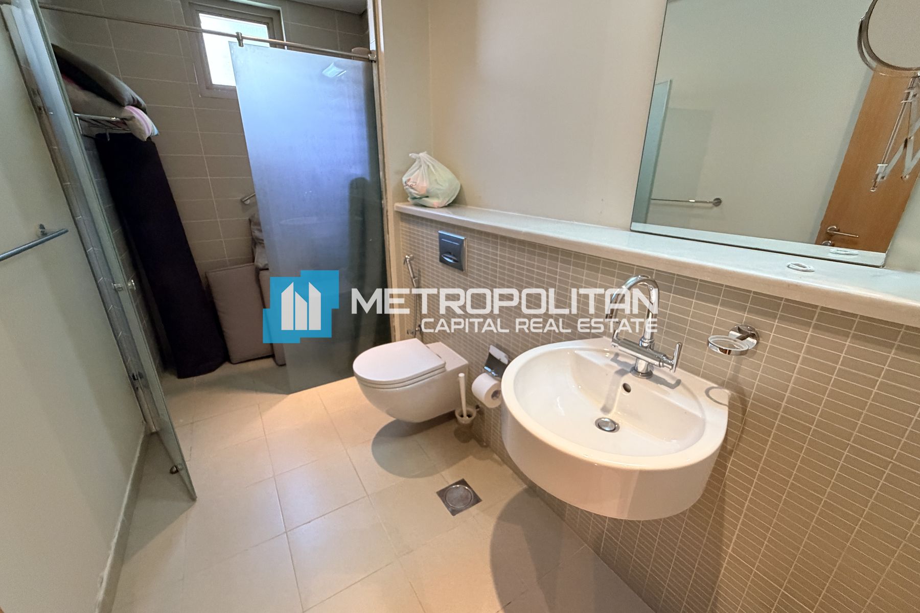 4BR Corner Villa | Private Pool and Garden |Vacant