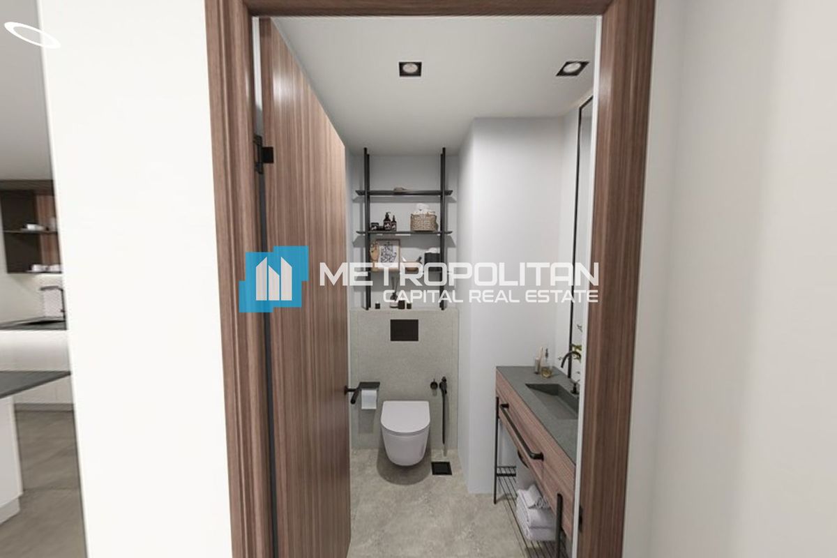 1BR with Laundry | Low Floor | Stunning View