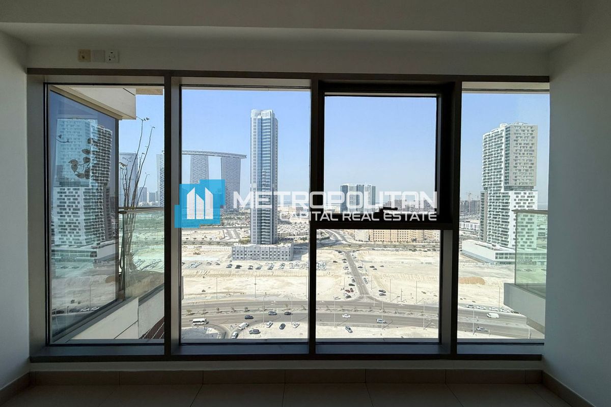 Partial Sea View | High Floor 1BR+Balcony | Resale