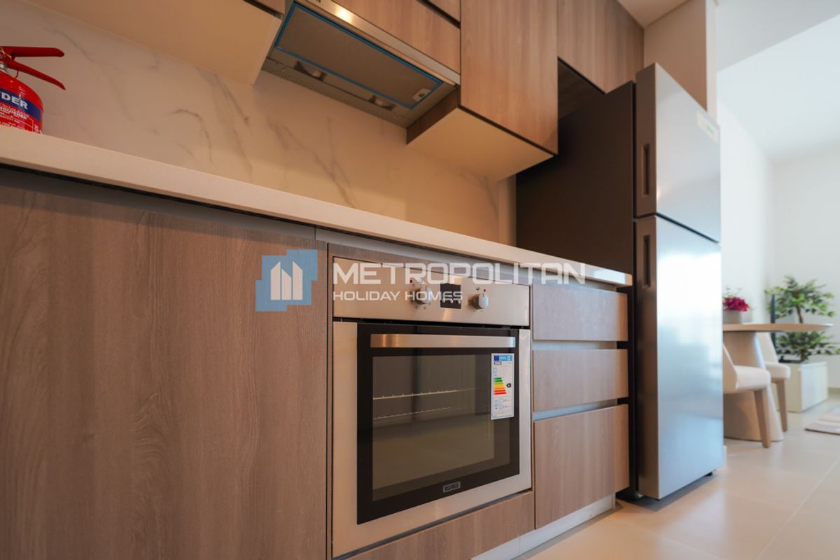 Fully Furnished Unit | Sea World View | Prime Area