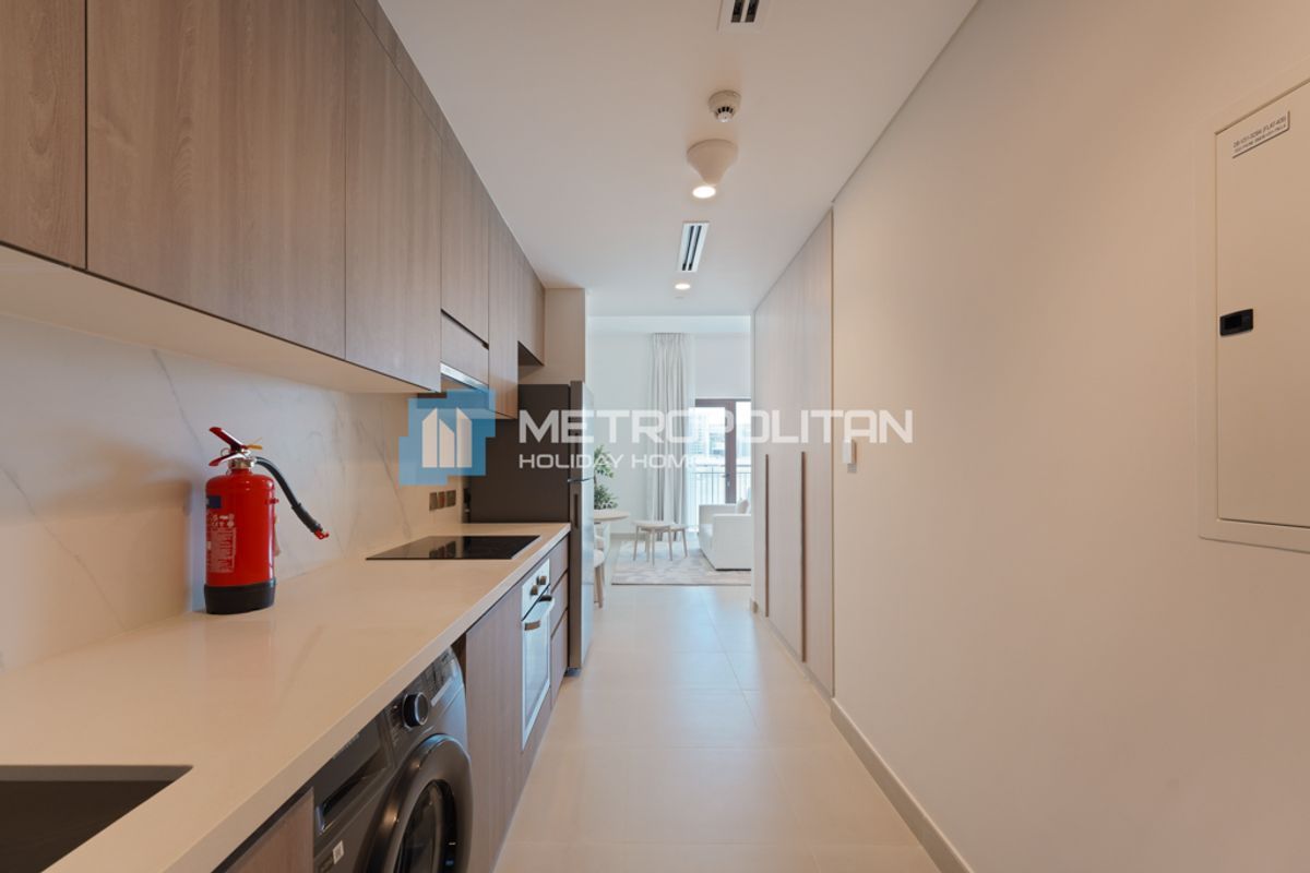 Fully Furnished Unit | Sea World View | Prime Area