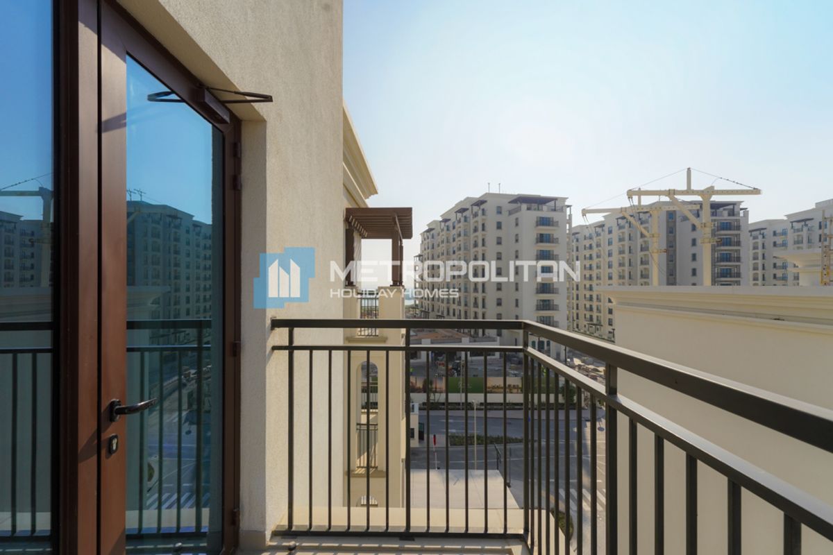 Fully Furnished Unit | Sea World View | Prime Area