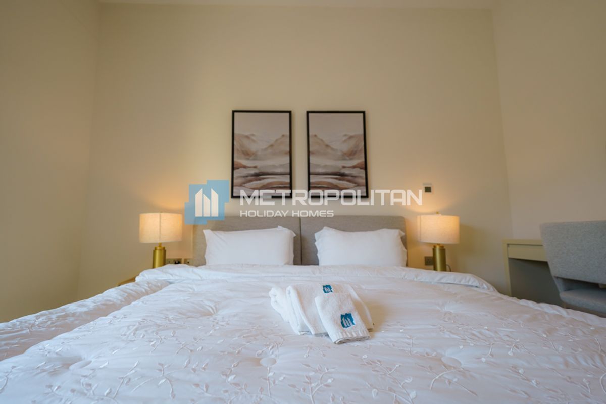 Fully Furnished Unit | Sea World View | Prime Area