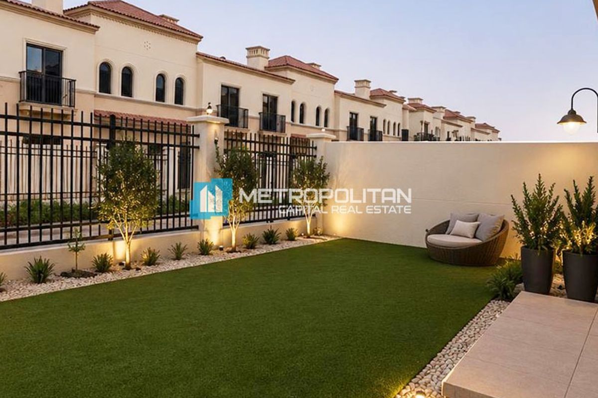 3BR Townhouse for Sale in Bloom Living, Khalifa City - MCS-47805