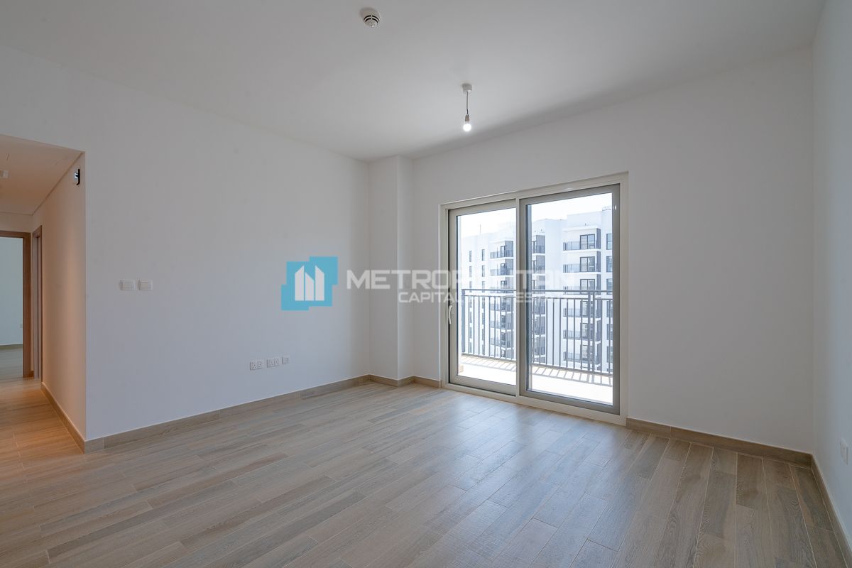 Brand New | Negotiable | Waterfront | Vacant Unit