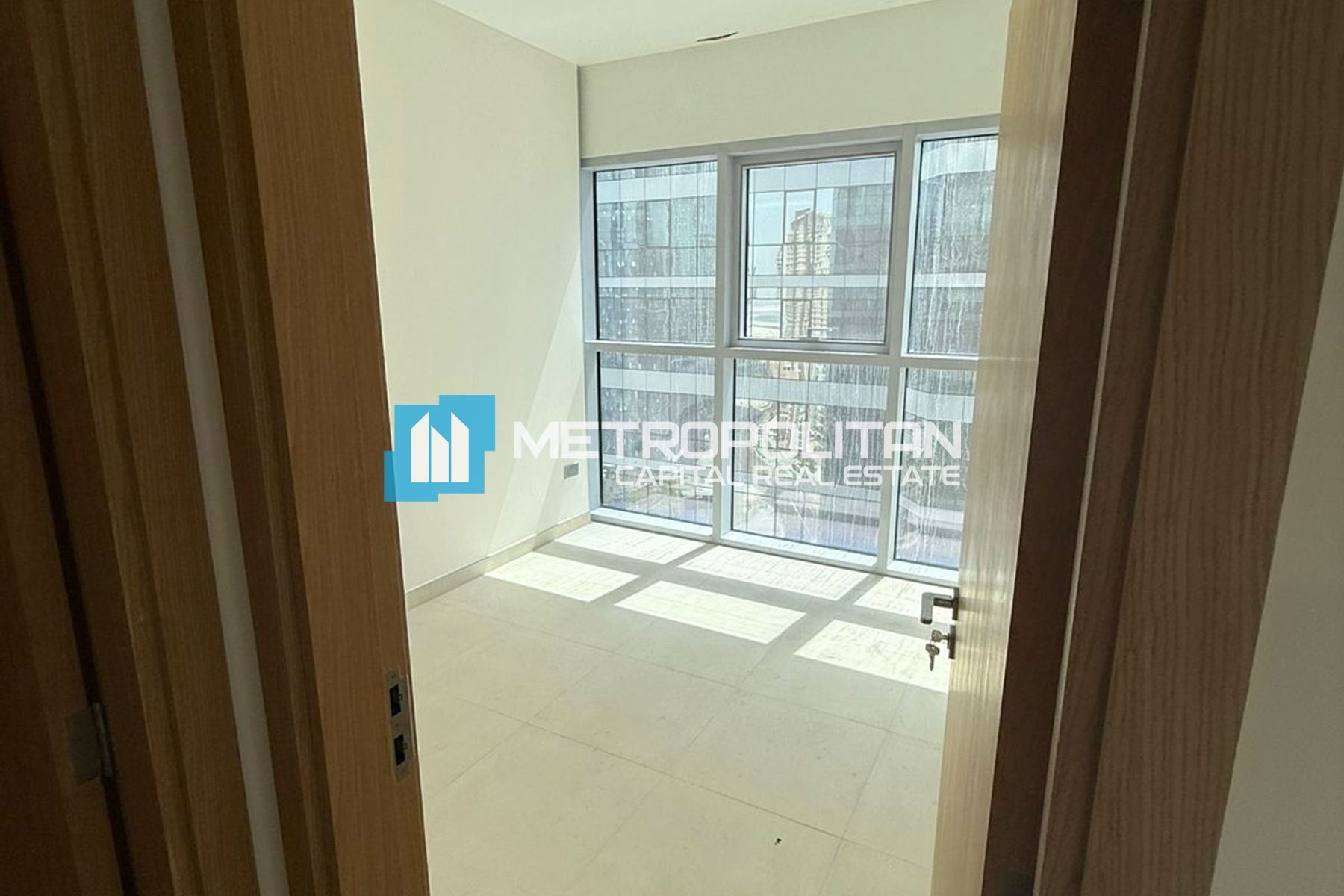 Pool View | High End Finishes | Kitchen Appliances