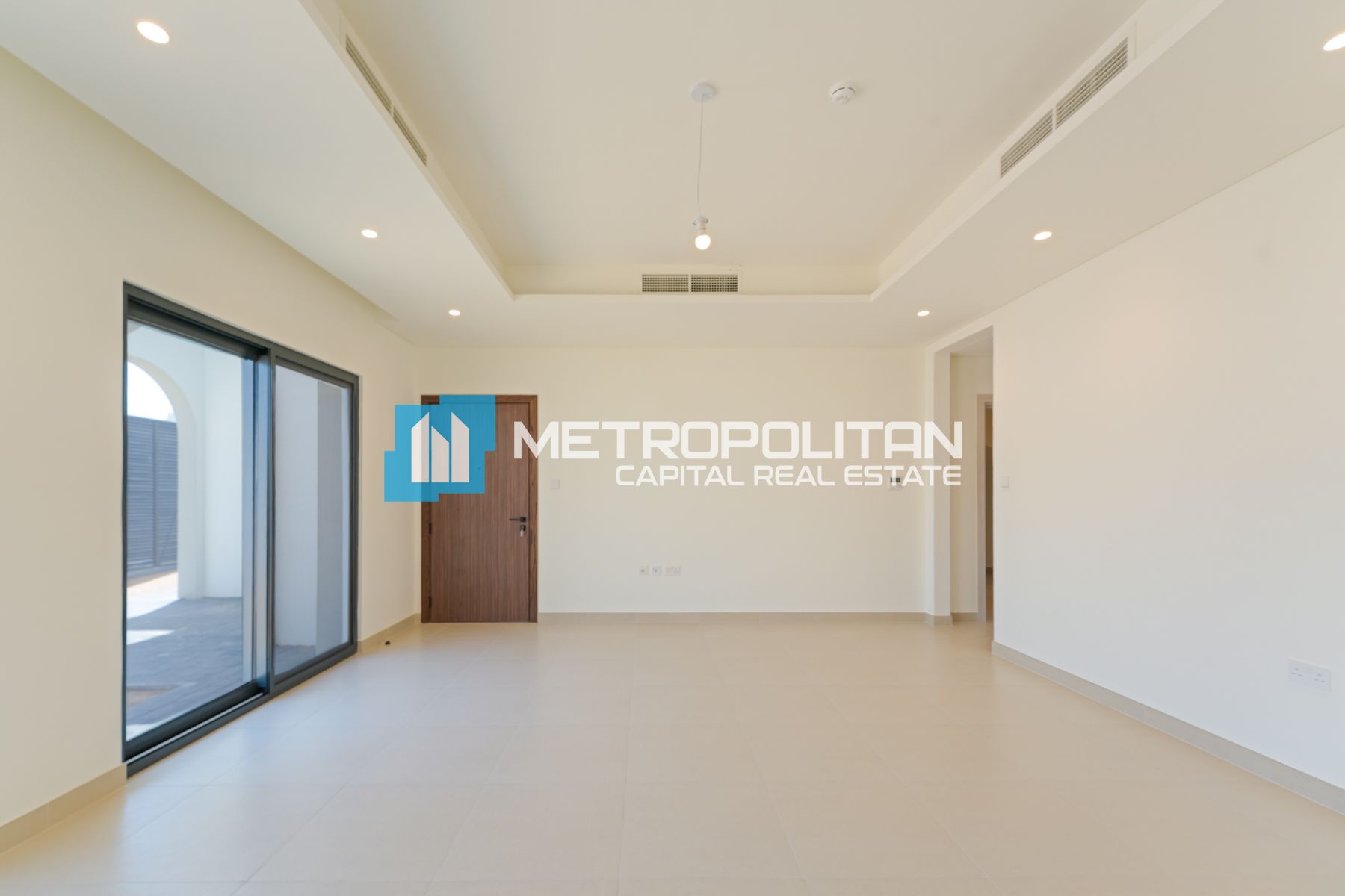 5BR Villa for Sale in Al Reeman 2, Al Shamkha - MCS-47958