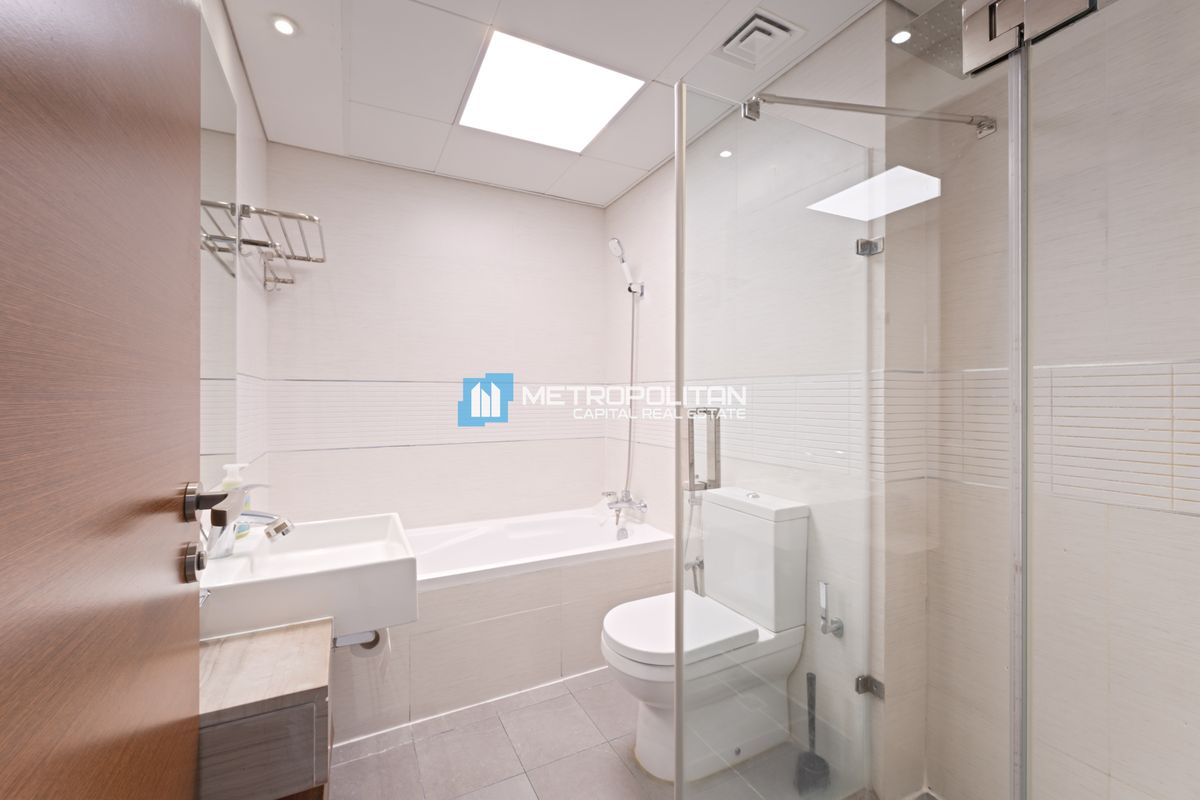 Skyline View | High Floor 1BR w/ Study | Furnished