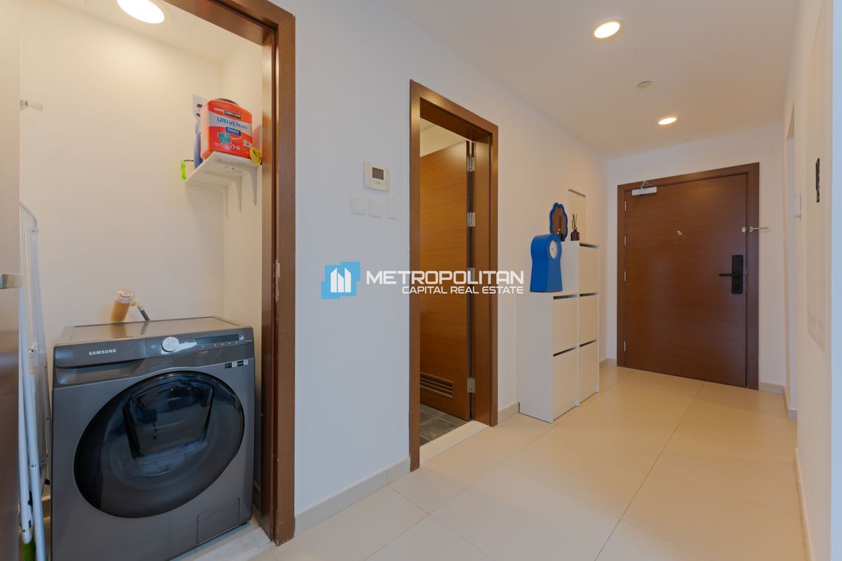 Skyline View | High Floor 1BR w/ Study | Furnished