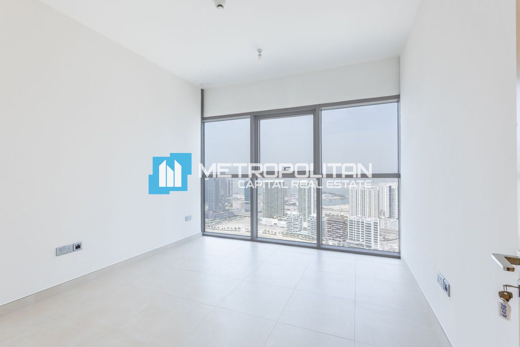 3BR Apartment for Sale in Radiant Square, Al Reem Island - MCS-48098
