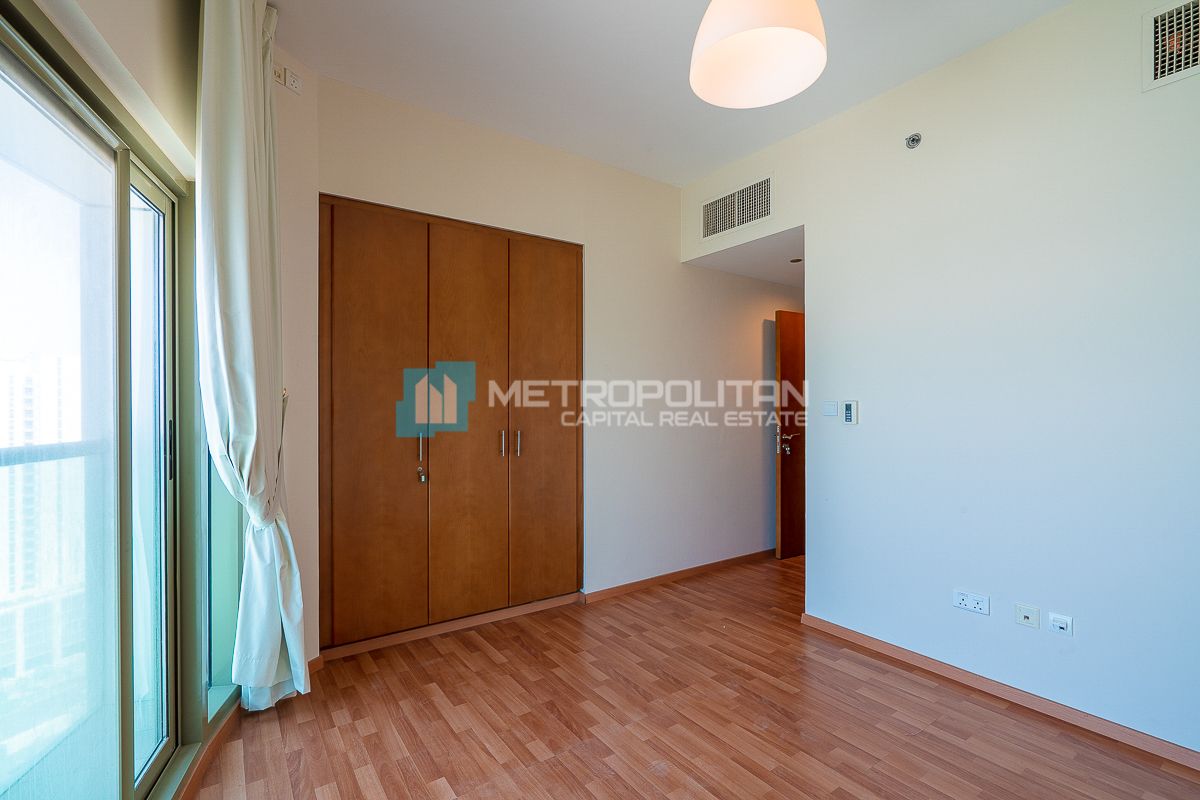 Sea view | Furnished | Corner Unit | Upgraded 1BR