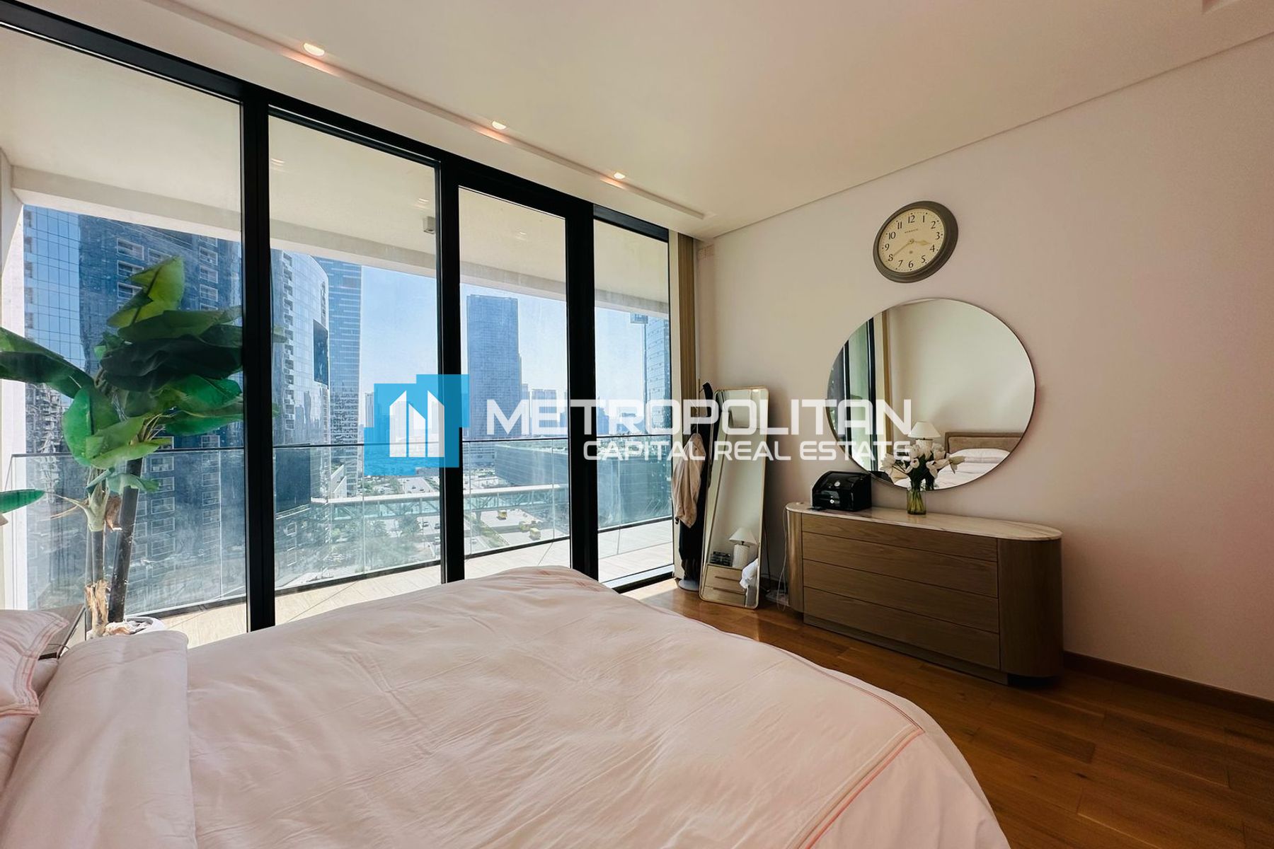 Corner 2BR+M | Large Balcony | High End Amenities