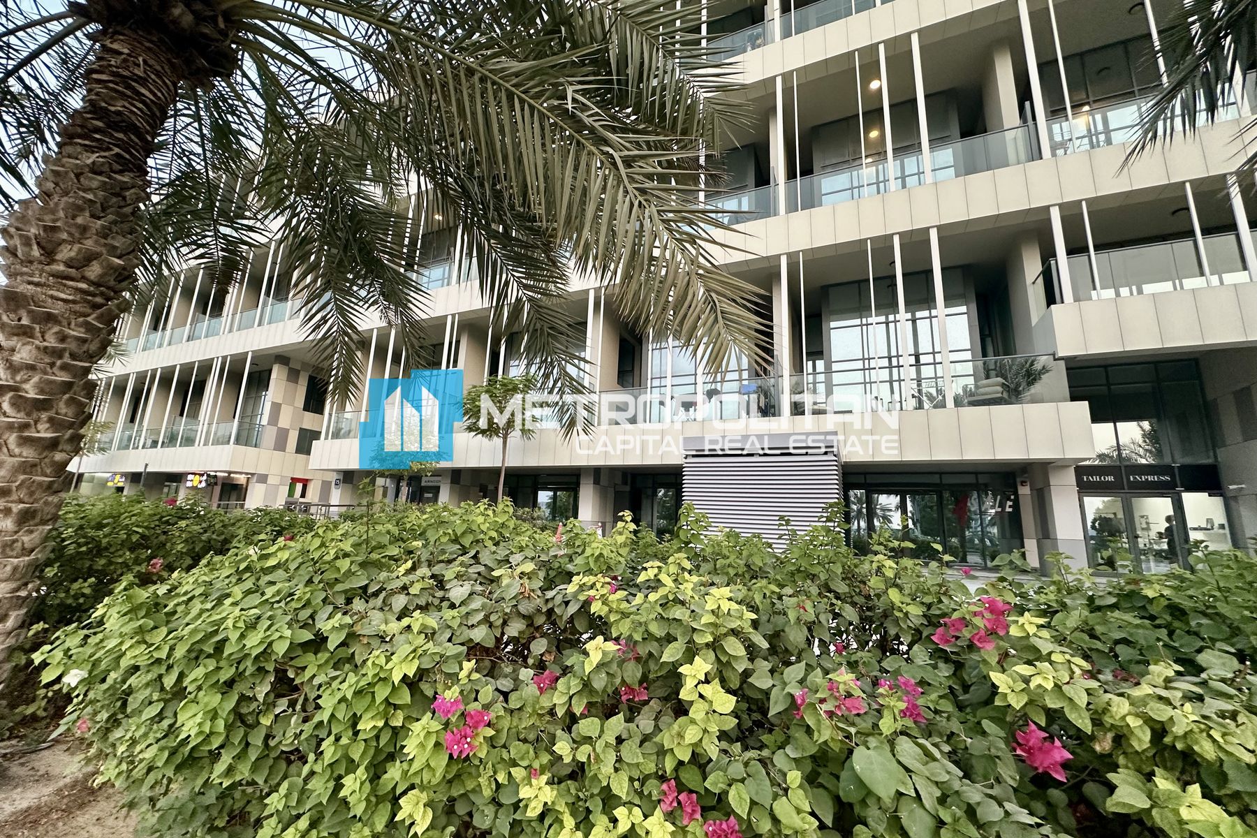Studio Shop for Sale in Al Raha Lofts 2, Al Raha Beach - MCS-48195
