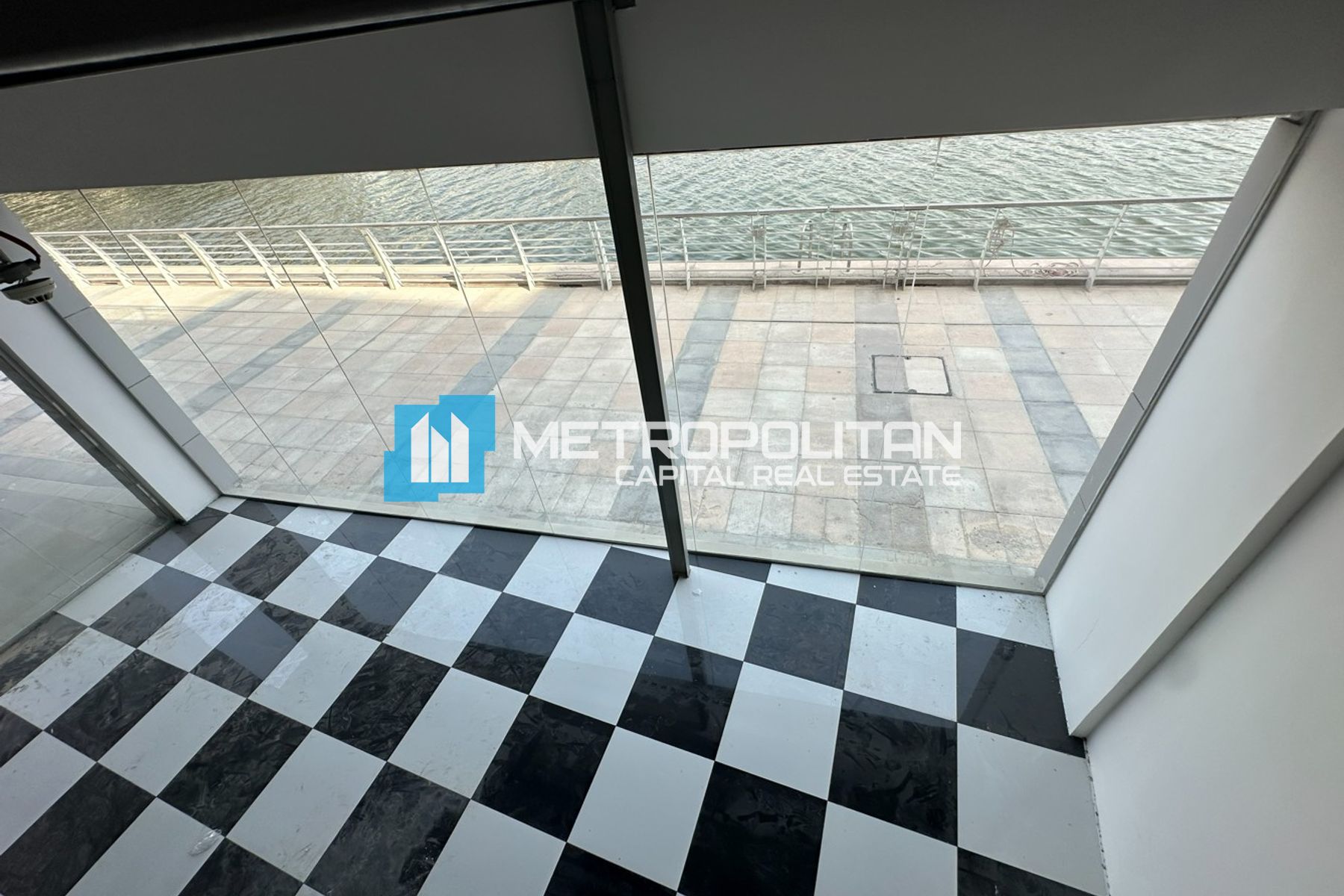 Vacant Shop | Fully Fitted | Waterfront Location