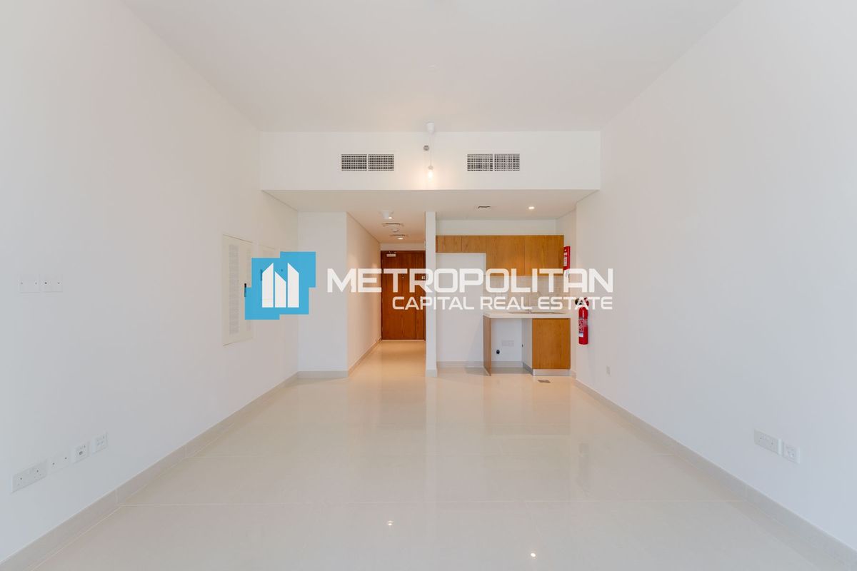 Studio Apartment for Sale in Julphar Residence, Al Reem Island - MCS-48208
