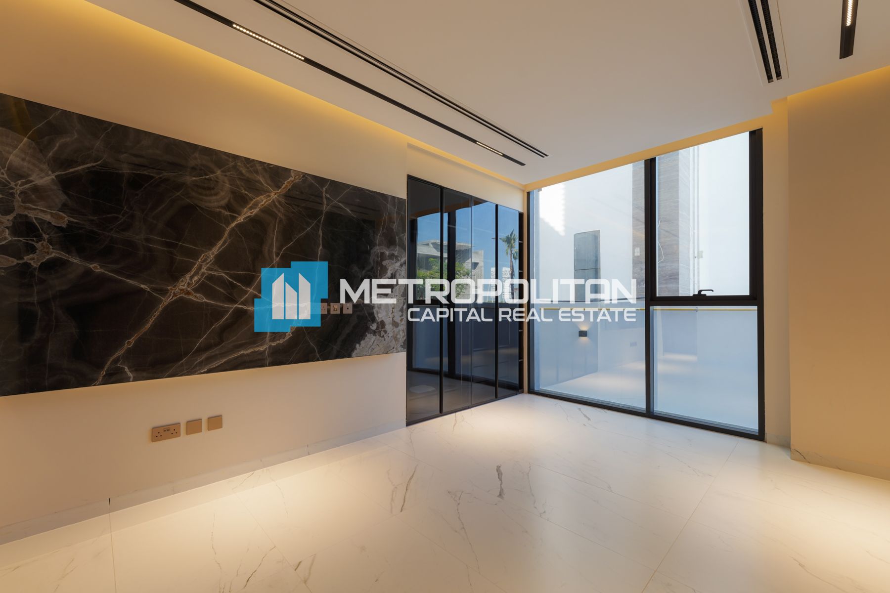 Single Row |Stunning View | Ultra-Luxury | Terrace